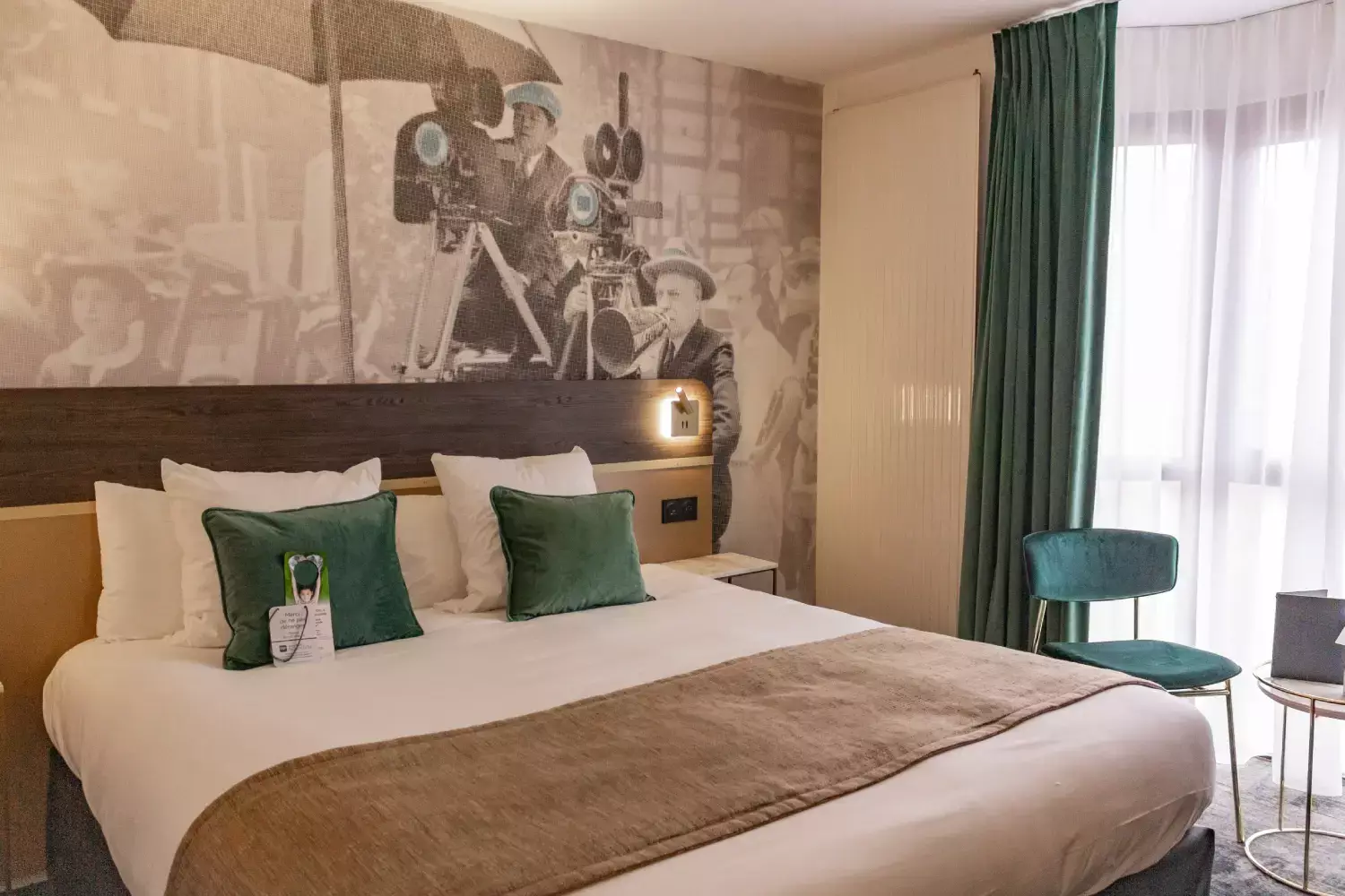 PMR Room | Best Western Plus L'Artist Hôtel in the centre of Tours