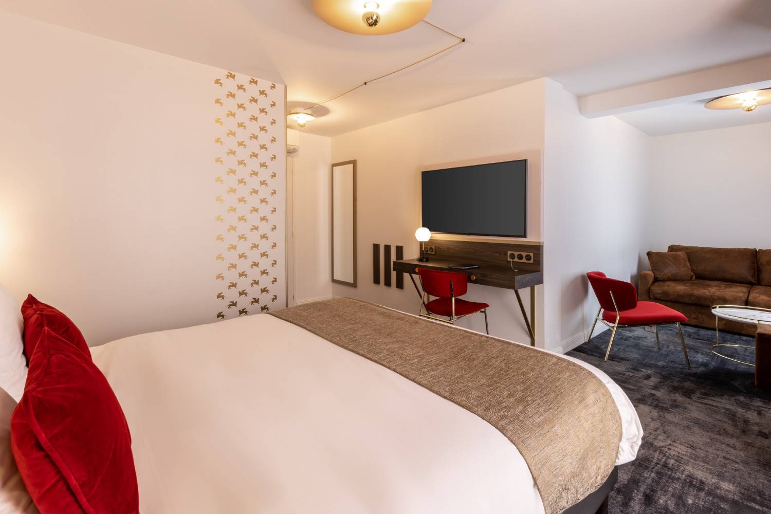 Quadruple Privilege Room | Best Western Plus L'Artist Hôtel in the centre of Tours