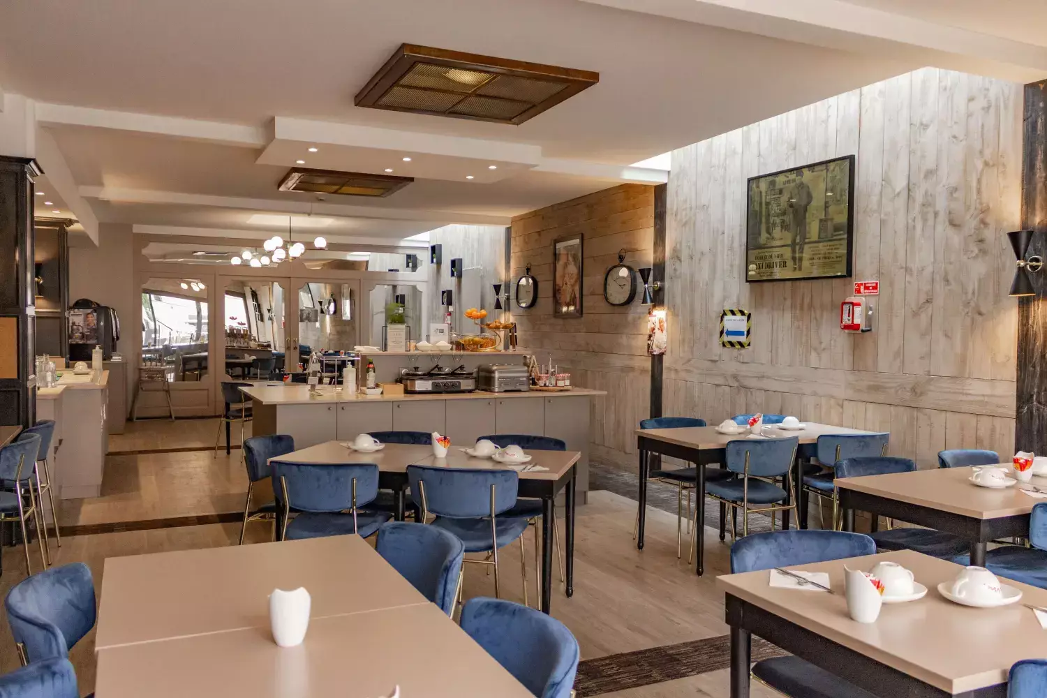 Buffet breakfast | Best Western Plus L'Artist Hôtel in the centre of Tours 