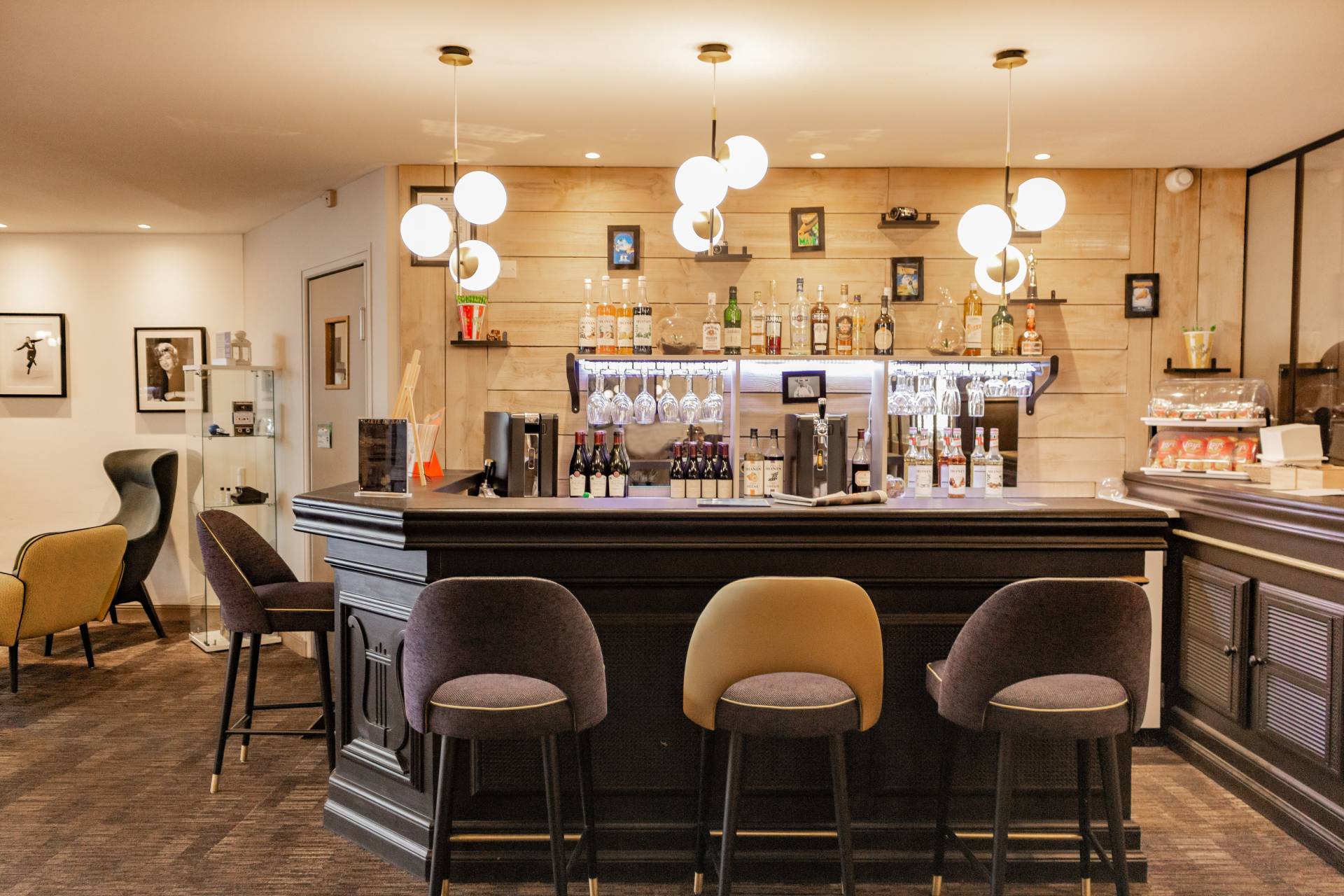 Bar Lounge | Best Western Plus L'Artist Hôtel dans le centre de Tours 