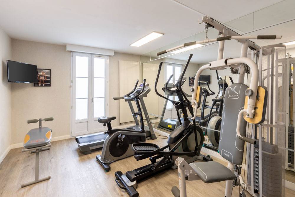 Salle de fitness | Best Western Plus L'Artist Hôtel dans le centre de Tours 